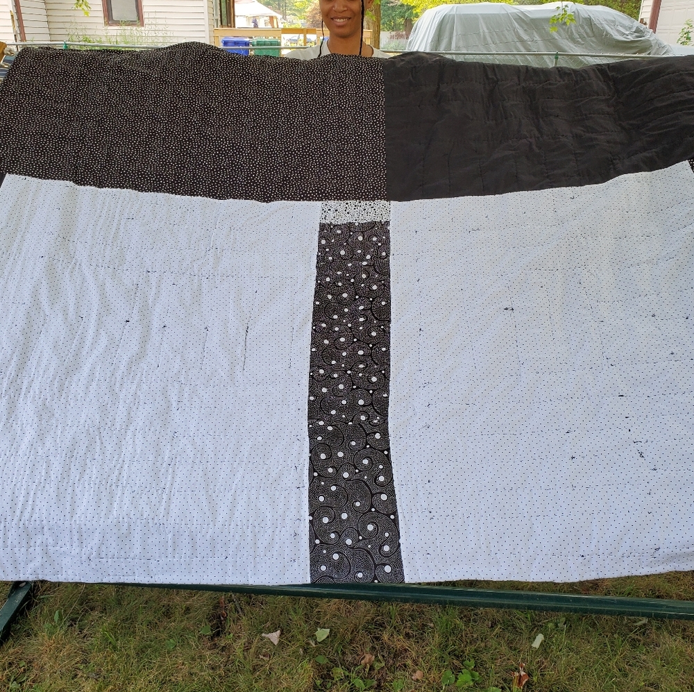 Handmade Quilt - "Midnight Magic" - Picture 8 of 9